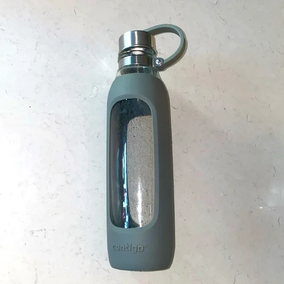 Contigo 20 oz Glass Bottle with Loop, Gray